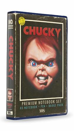 CHUCKY SET PAPELERIA VHS (LIBRETA, CHAPAS Y BOLIGRAFO) CHUCKY